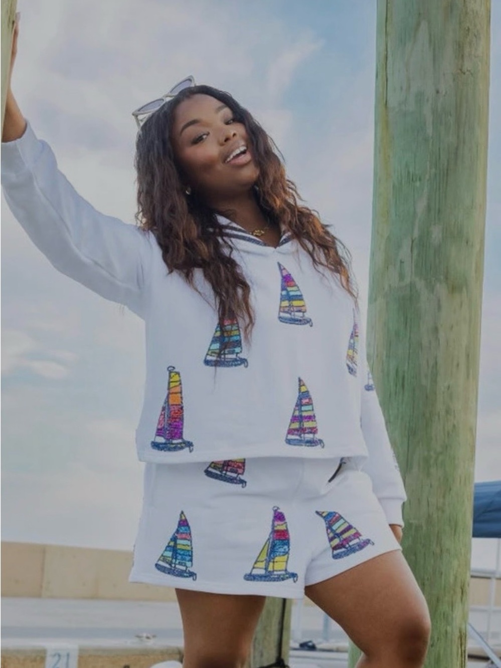 QUEEN OF SPARKLES White Sailboat Print Hoodie & Shorts Set